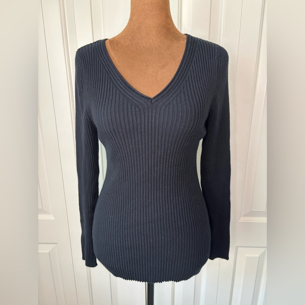 PINK CLOVER Kenosha Ribbed V Neck Sweater, Size L